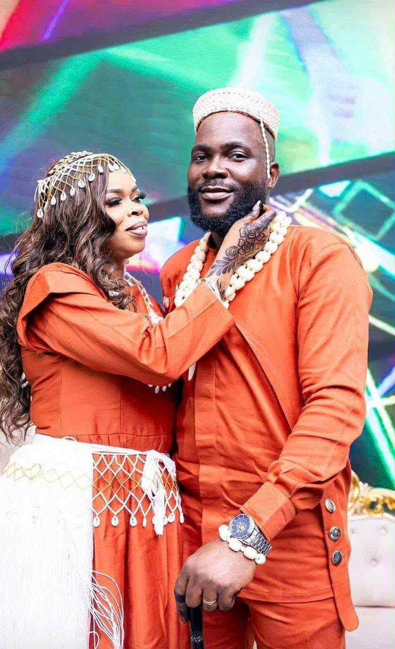 TikToker Game Changer Goes Viral After Marrying Older Woman TikToker Game Changer Goes Viral After Marrying Older Woman